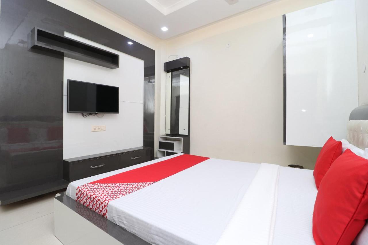Oyo 29637 Hotel Kakkar Ludhiana Luaran gambar